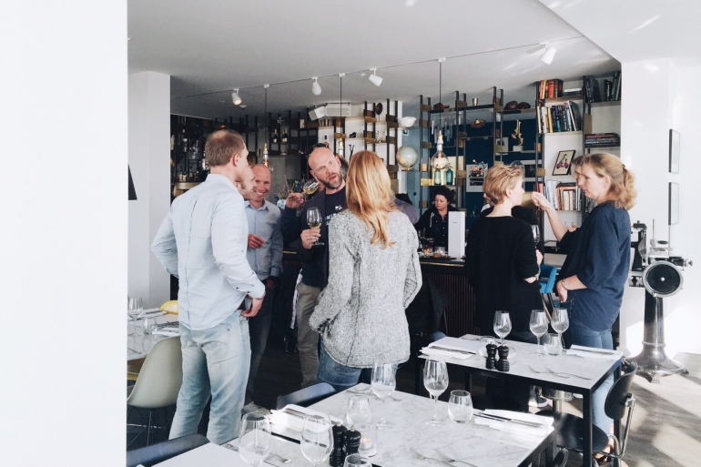 content-borrel in Vesper